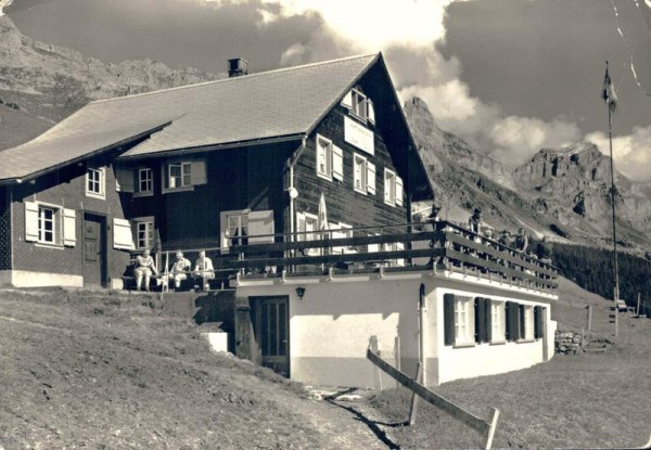 Naturfreundehaus "Rietlig", Spiringen im Schächental Vorderseite