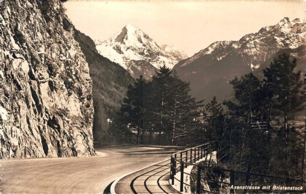 Axenstrasse mit Bristenstock. 1946 Vorderseite