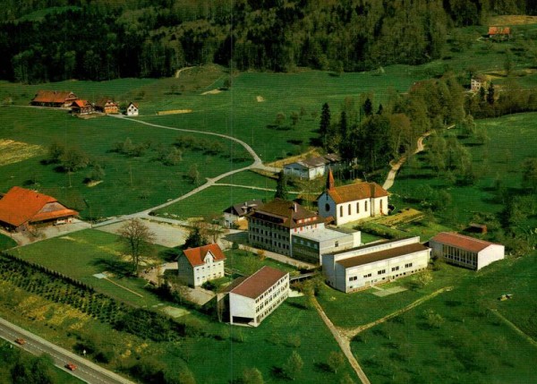 Internatschule Walterswil, Baar ZG - Flugaufnahmen Vorderseite