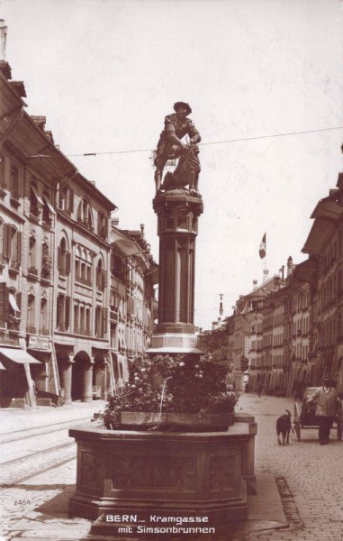 Bern - Kramgasse mit Simsonbrunnen