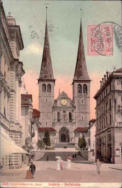 Luzern - Hofkirche Vorderseite