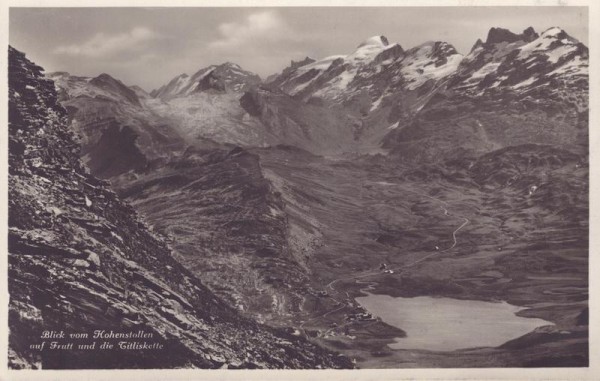 Blick vom Hohenstollen auf Frutt und die Titliskette Vorderseite