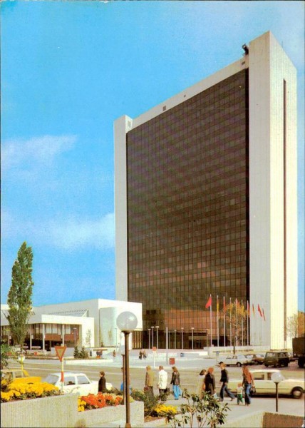 Berlin - Hauptstadt der DDR, Internationales Handelszentrum Vorderseite