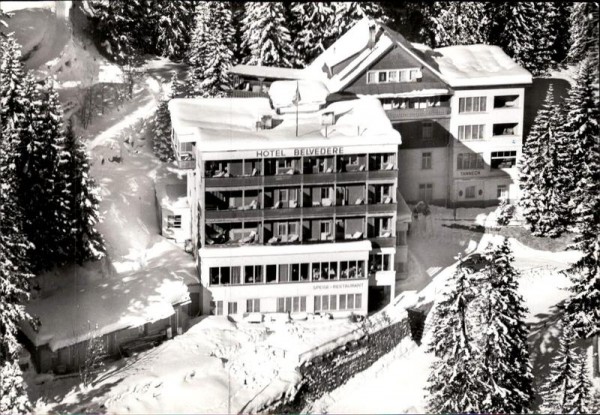 Arosa, Hotel Belvedere-Tanneck, Flugaufnahme Vorderseite