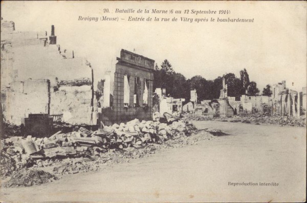 Revigny, Entrée de la rue de Vitry