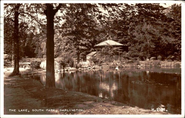 Lake, South Park, Darlington Vorderseite