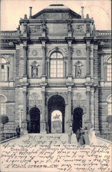 Dresden - Haupteingang zur Gemälde-Galerie Vorderseite