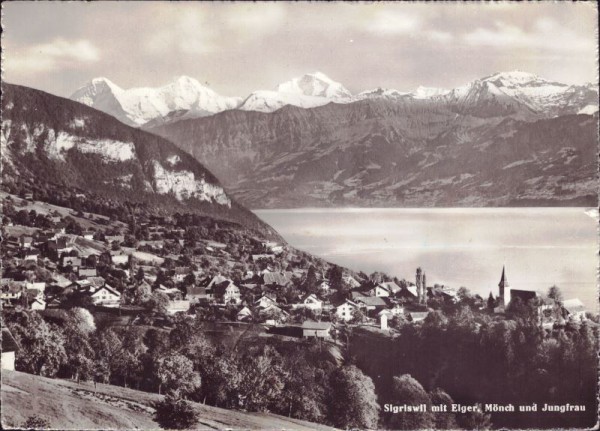 Sigriswil mit Eiger Mönch und Jungfrau