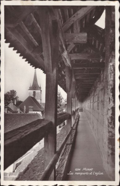 Murten. Les Remparts et l`Eglise