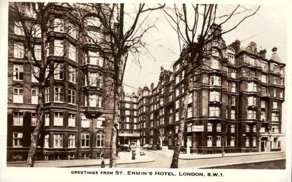 London, St.Ermin's Hotel Vorderseite