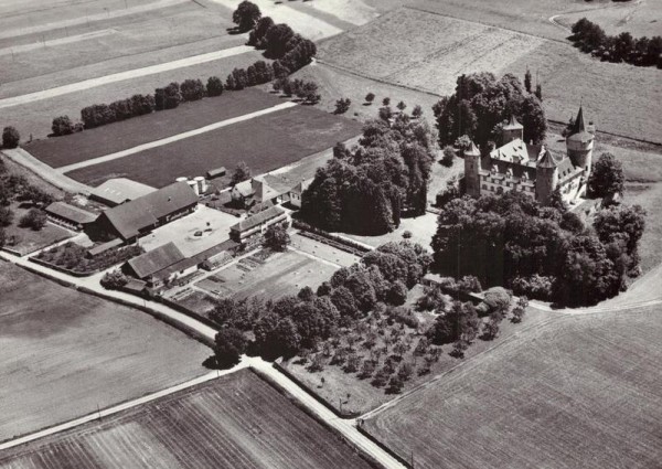 Schloss Marschlins, Landquart Fabriken GR - Flugaufnahmen Vorderseite