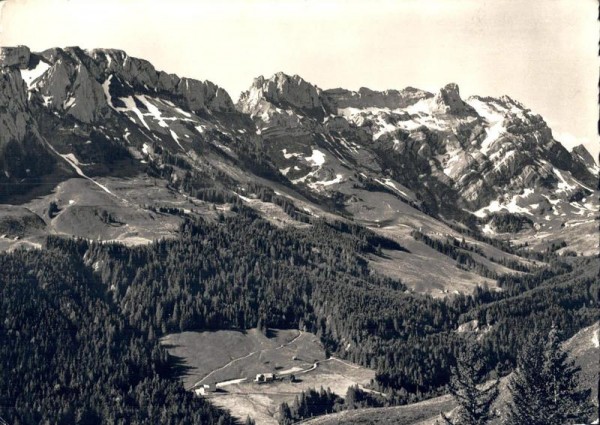 Blick auf Lehmen mit Schäfler, Läden, Altenalp-Turm, Hängeten u. Öhrli Vorderseite