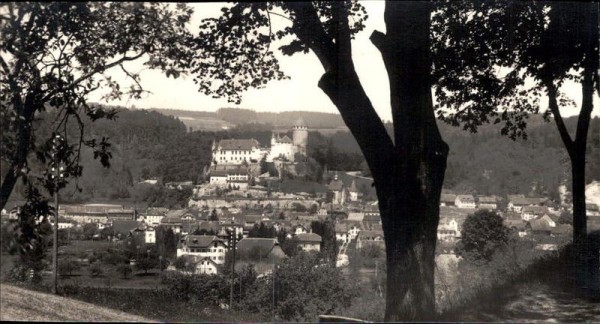 unbekannte Ortschaft mit Schloss Vorderseite
