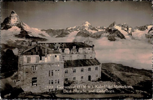 Gornerrat, Kulm Hotel mit Matterhorn Vorderseite