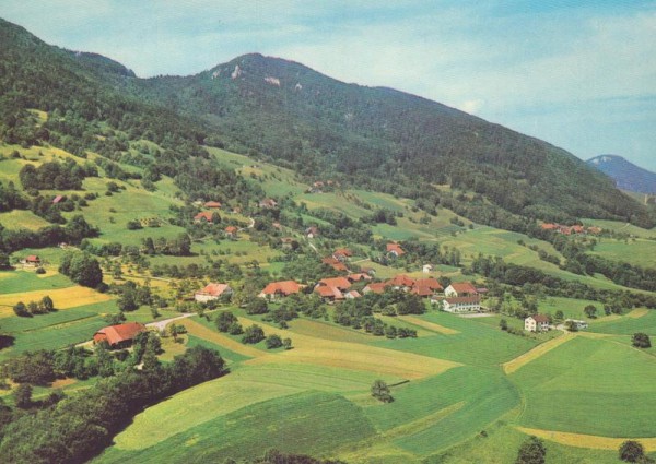 Kurhaus - Restaurant Alpenblick, Wolfisberg b. Niederbipp - Flugaufnahmen Vorderseite