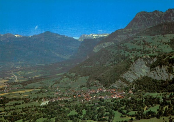 Trimmis, Flugaufnahme Vorderseite