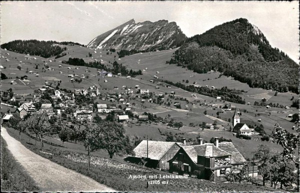 Amden mit Leistkamm (2105 m) Vorderseite