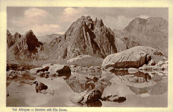 Val Albigna, Seelein mit Piz Duan Vorderseite