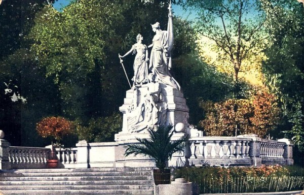 Neuchâtel. Monument de la République Vorderseite