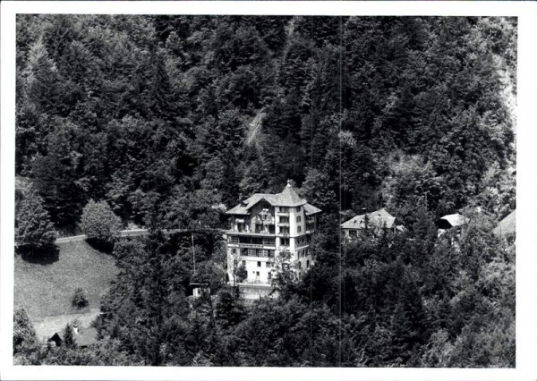 Sundlauenen, Hotel Bären, Flugaufnahme Vorderseite