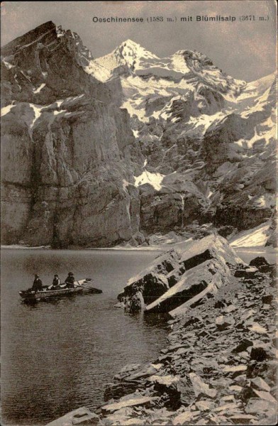 Oeschinensee (1583 m) mit Blümlisalp (3671 m) Vorderseite