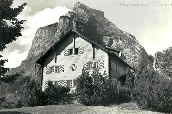 Rickenbach-Schwyz, Mythenhaus Vorderseite