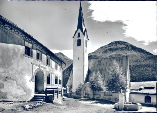 Guarda/Kirche Vorderseite