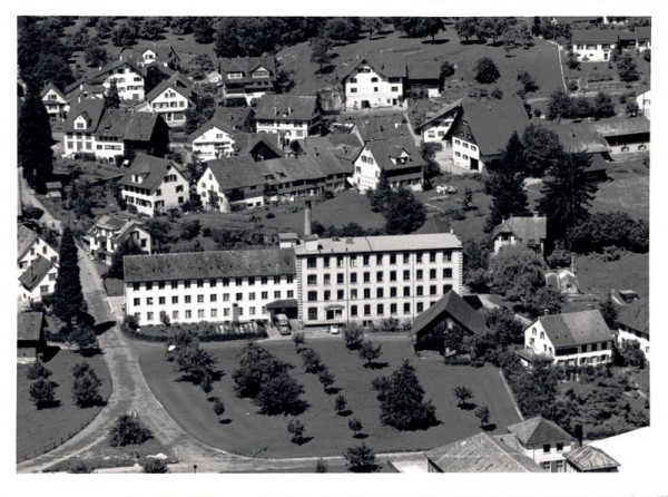 8712 Stäfa, Dorfstrasse 2 - Weierstrasse 1 Vorderseite