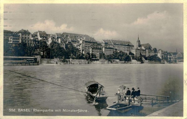 Basel, Rheinpartie mit Münsterfähre Vorderseite