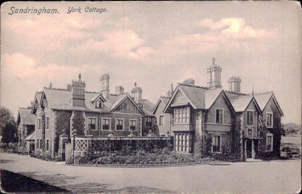 Sandringham House
 Vorderseite