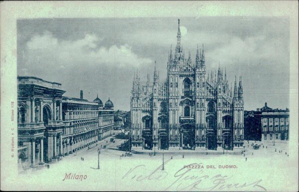 Milano - Piazzza del Duomo Vorderseite