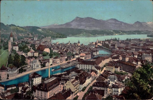 Luzern mit Rigi vom Gütsch aus. Vorderseite