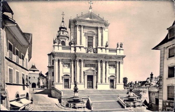 St.-Ursen-Kathedrale Vorderseite