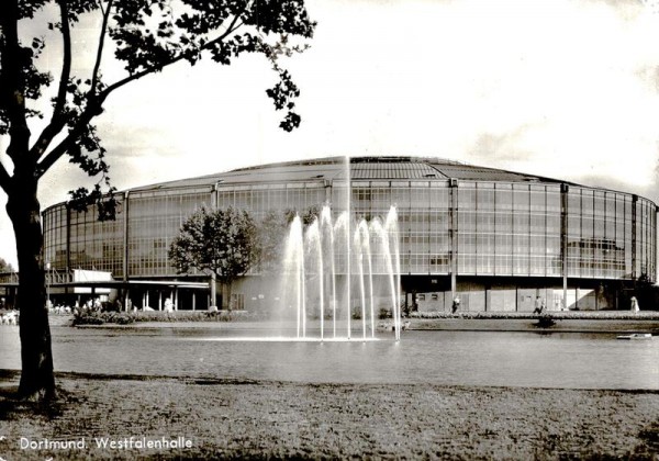 Dortmund, Westfalenhalle Vorderseite