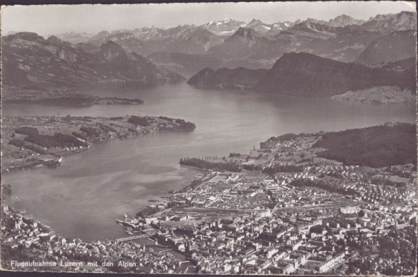 Flugaufnahme, Luzern mit den Alpen