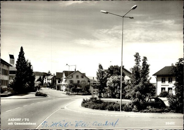Aadorf mit Gemeindehaus Vorderseite