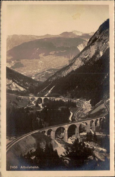 Albulabahn Vorderseite