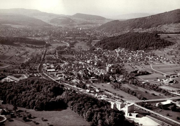 Lausen BL - Flugaufnahmen Vorderseite