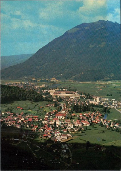 Oberurnen, Flugaufnahme Vorderseite