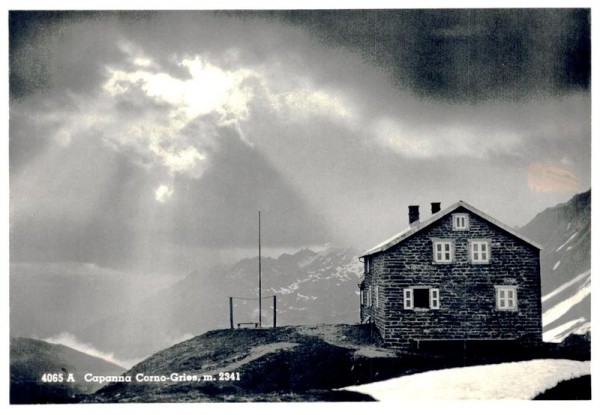 Capanna Corno-Gries Vorderseite