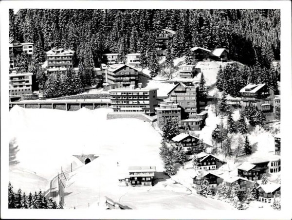 Arosa, Haus Jäggi, Flugaufnahme Vorderseite
