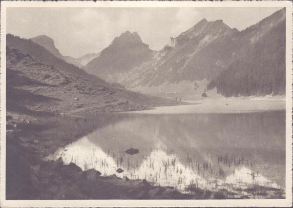 Sämtisersee mit Hundstein Vorderseite