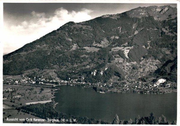 Aussicht vom Café Kerenzer - Berghus Vorderseite