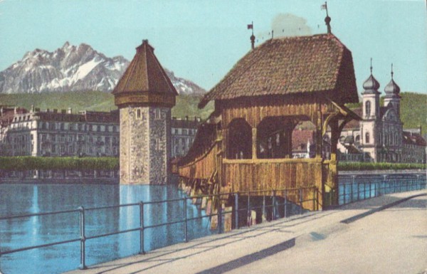 Luzern - Kapellbrücke, Jesuitenkirche mit Pilatus