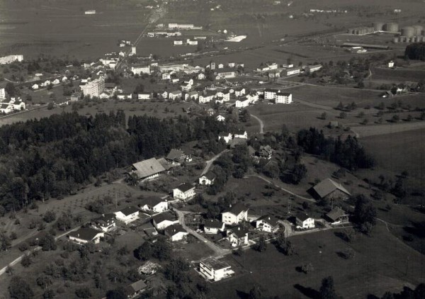 6343 Risch-Rotkreuz ZG, Küntwil/ Hintergrund: Suurstoffi Vorderseite