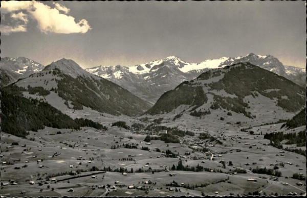 Blick auf Gstaad Vorderseite
