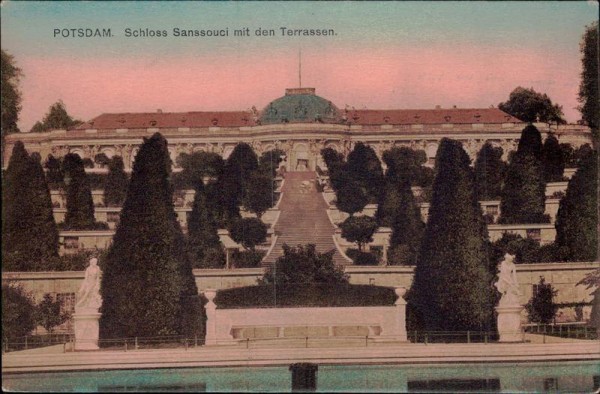 Schloss Sanssouci (Potsdam) Vorderseite