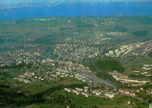 Adliswil ZH - Flugaufnahmen Vorderseite