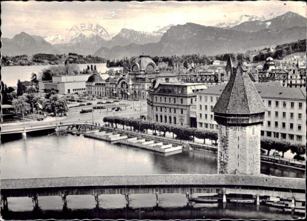 Luzern - Wasserturm mit Bahnhof Vorderseite