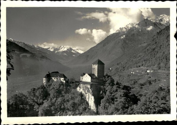 Schloss Tirol Vorderseite
